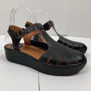 Fly London | Black Mary Janes